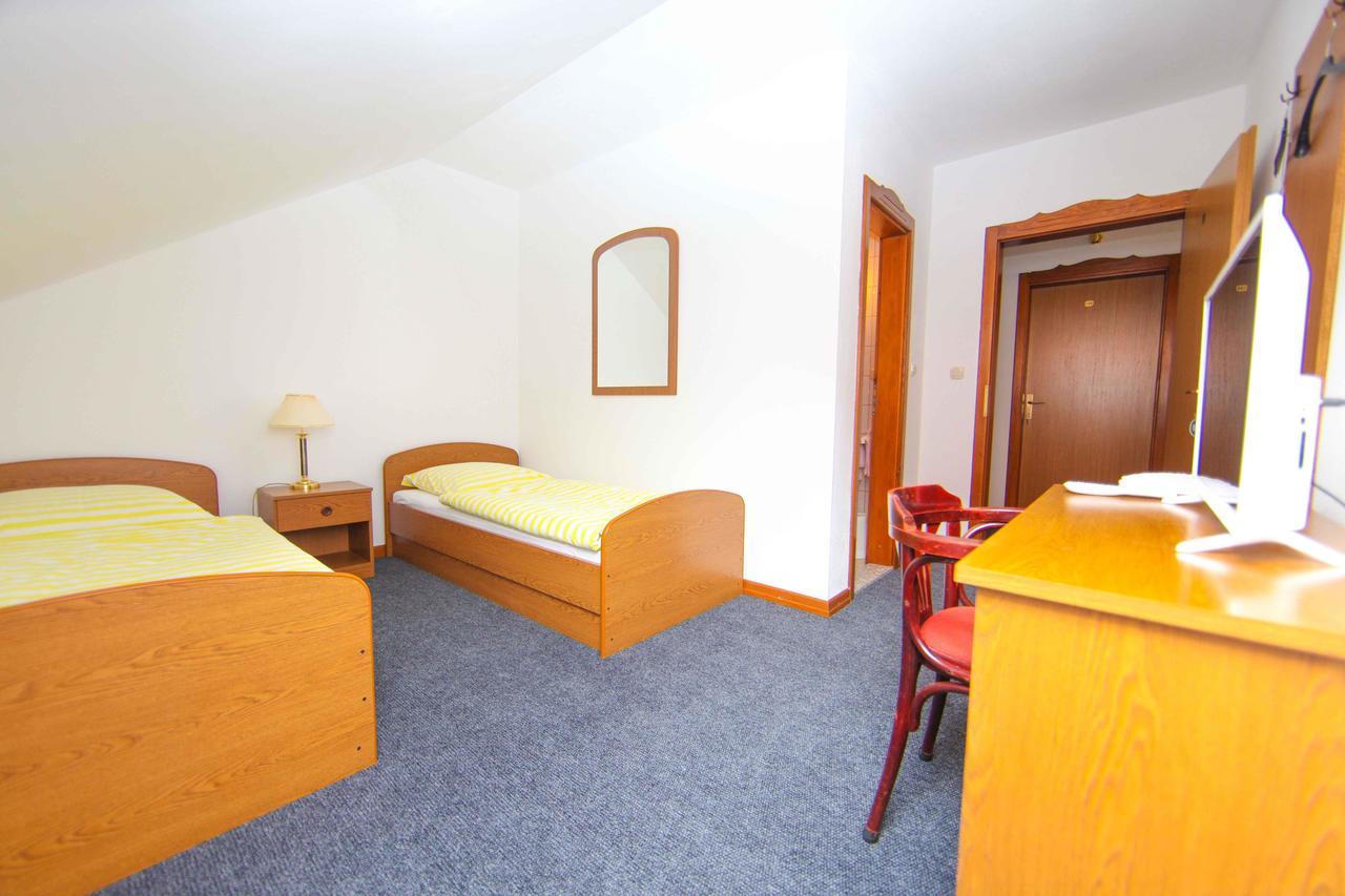 Hard Rock Rooms For Two Livno Exterior photo